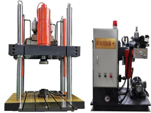 00預(yù)埋槽道疲勞試驗機3 (3).jpg